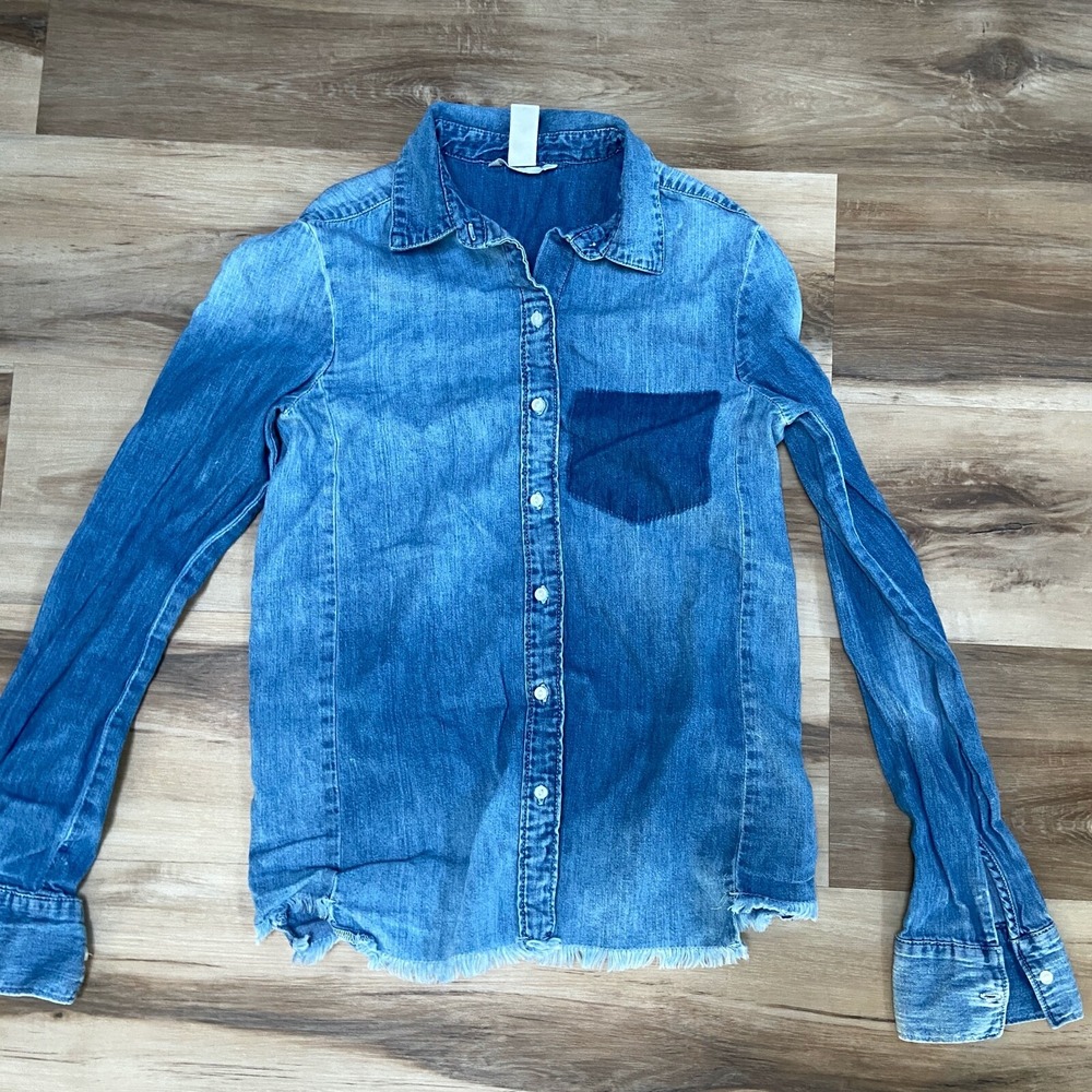 H&M Denim Shirt Size 2 Raw Hem Frayed Cotton Chambray Western Blue Long Sleeve